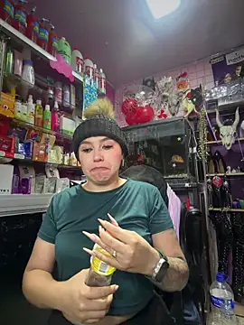 XXX chat uživo modela TamySweetness