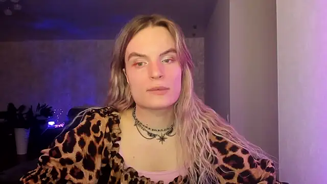 Вебкам-шоу milliKira006