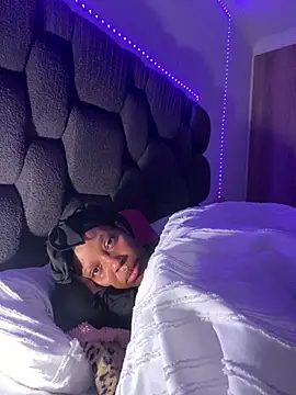 Živý XXX chat RainBougie