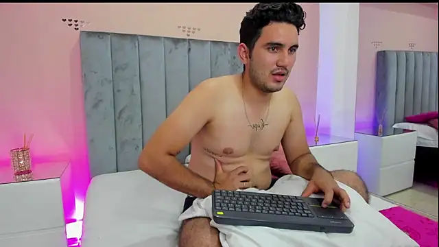 NOAH_SIN_ Webcamshow