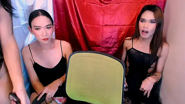 maxine_hilton Pertunjukan Webcam