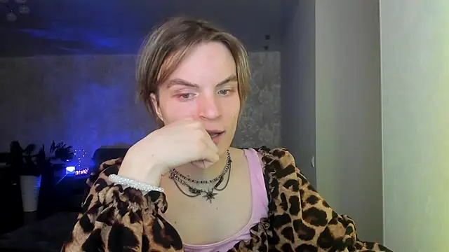 milliKira006's Webcam Show