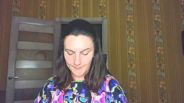 warm_pearln Live XXX chat