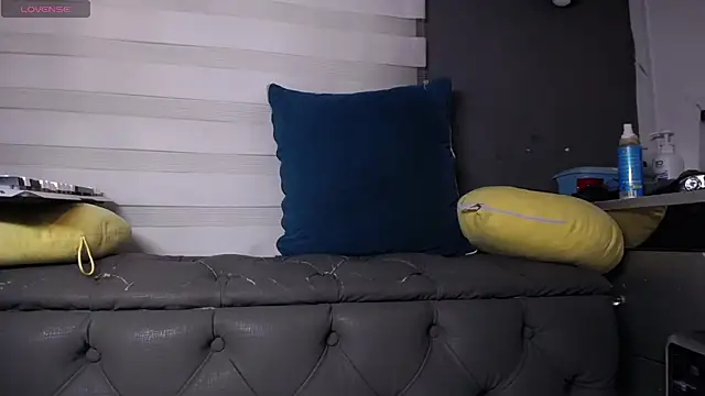 dirty_27cms' Webcam Show