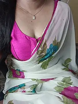 Madhu_Reddy46 Adlı Modelin Canlı XXX Sohbeti
