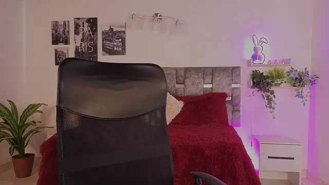 Czat XXX na żywo – emilyrouxe