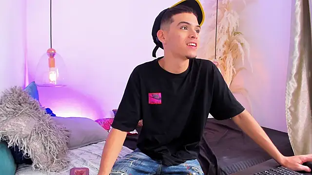 دردشة your_d0ll1 الجنسية المباشرة