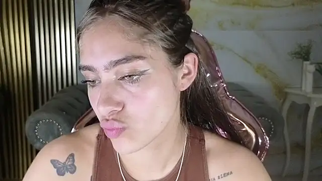 Valeriaa_s Chat XXX live