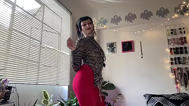ELENA_UMBRA Chat XXX in diretta