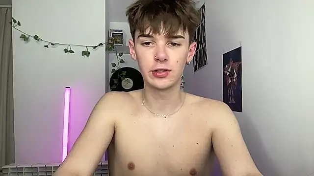 Вебкам-шоу YourMilkyGuy