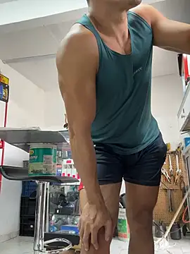 Živý XXX chat Paul22cm-