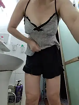 simsim-00 Live XXX Chat