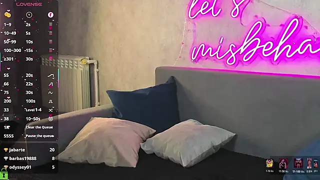 Virginia_Robinson Chat XXX live