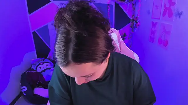 Živý XXX chat little_emma0