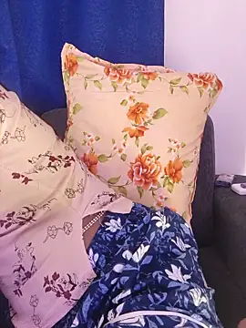 دردشة yhona_darling الجنسية المباشرة