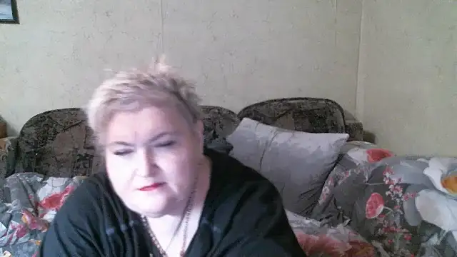 Lana555 现场XXX聊天