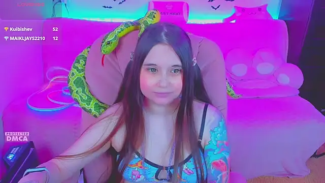 Lolisuccub Chat XXX in diretta