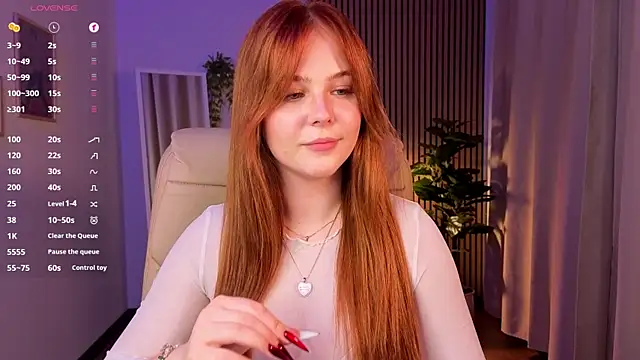 Онлайн чат XXX Elle_Funning