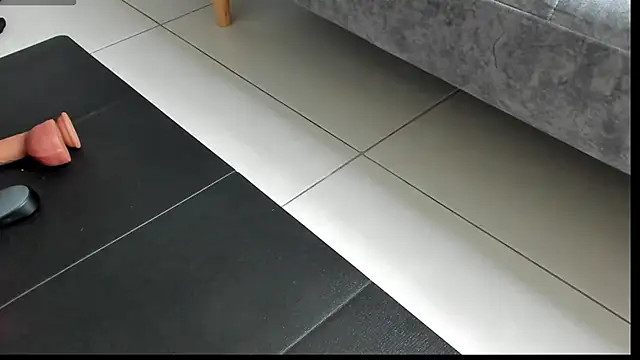 natt_op élő XXX-chatje