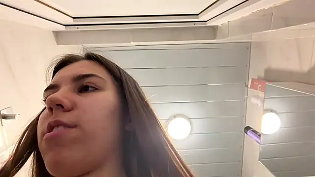LaurindaStalford's Live XXX Chat