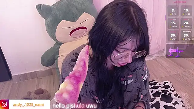 Chat +18 de Nami_usagi ao vivo