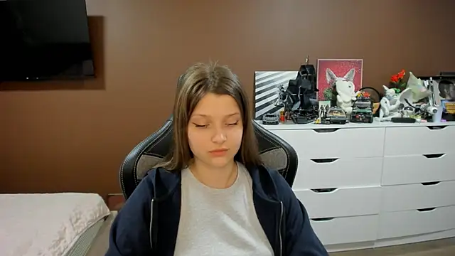 Chat +18 de SoniNesti ao vivo