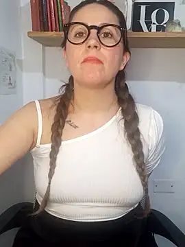 SofiEsteves' Live XXX Chat