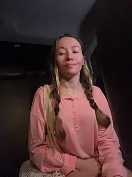 Mini_girl_do_it_better Live XXX-Chat