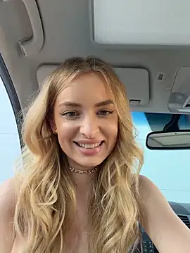 EvieEvans Adlı Modelin Canlı XXX Sohbeti