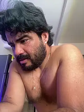 Show modela MichaelBear_21 na web-kameri