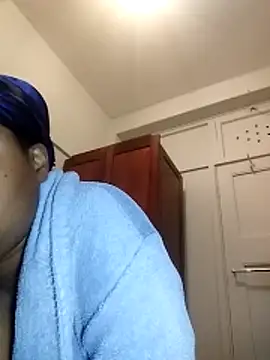 AcetousAbb Adlı Modelin Canlı XXX Sohbeti