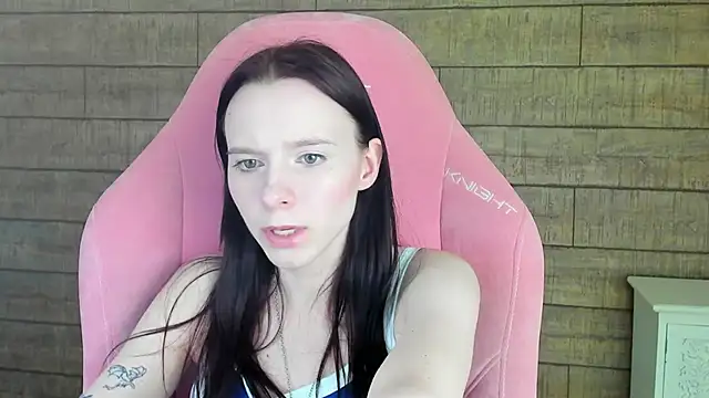 ArinaKubrick Chat XXX live