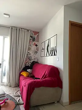 Chat +18 de midsize_94 ao vivo