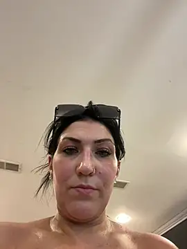 LittleMissEeve Adlı Modelin Canlı XXX Sohbeti