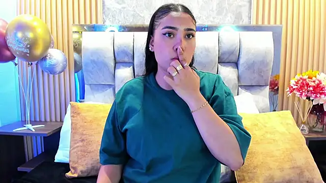 دردشة Sulay_Kim الجنسية المباشرة