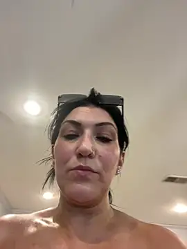 LittleMissEeve's Live XXX Chat