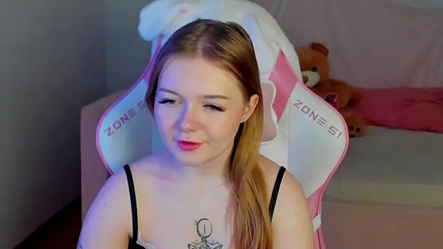 ElinaVale's Webcam Show
