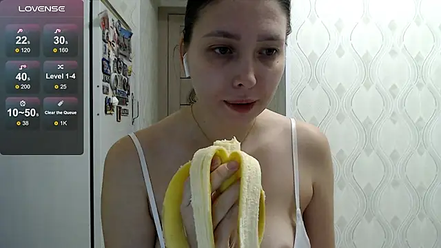 Chat +18 de your__gena ao vivo