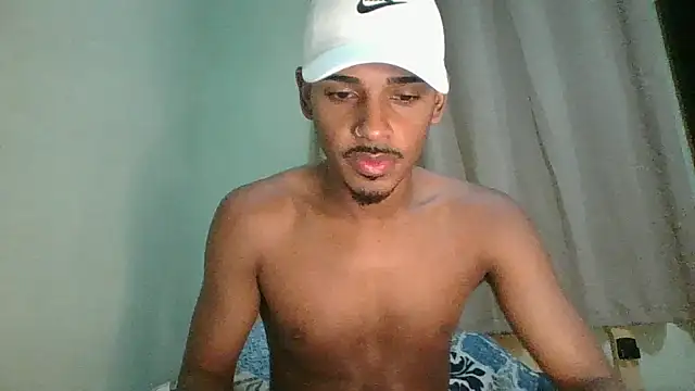 pretin19cm1's Live XXX Chat