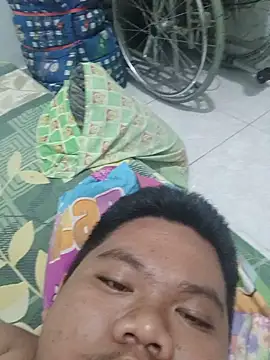 gn4rly_ Pertunjukan Webcam