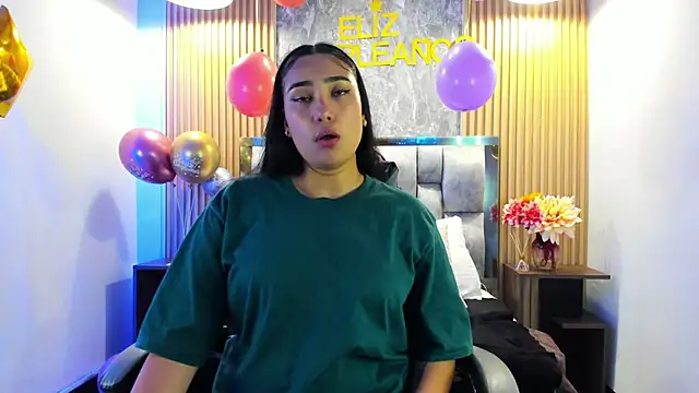 Sulay_Kim's Live XXX Chat