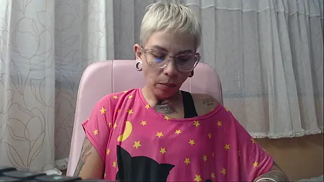 Chatroom en direct de moon_cat85