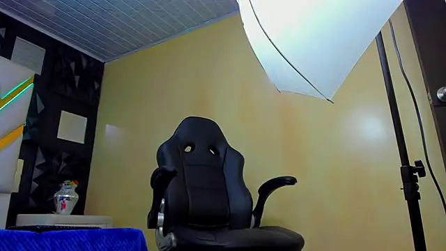 BrunoCarzon webcam show