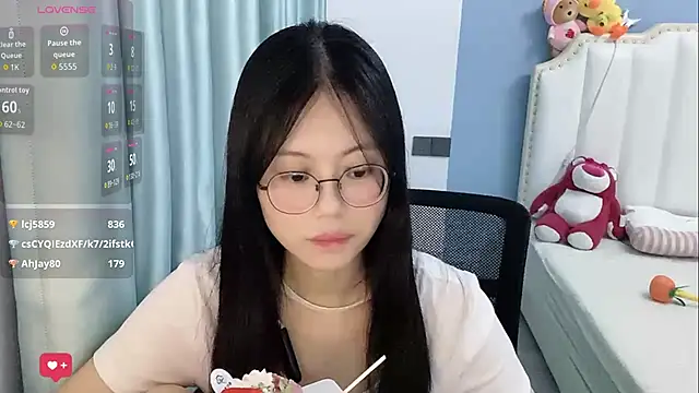 Luna-666's Live XXX Chat