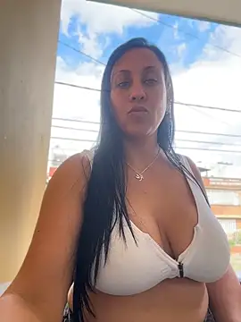 Cloe-Fire's Live XXX Chat