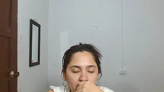 دردشة Thalian الجنسية المباشرة