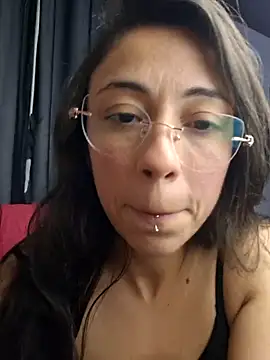 Chat +18 de Steph_Oliveira ao vivo