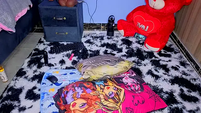 Czat XXX na żywo – Dette_dimples
