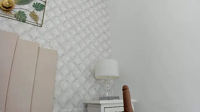 Chat +18 de CannelaSmith ao vivo