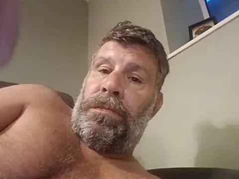 stud2512 élő XXX-chatje